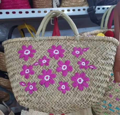 Çiçek Embrodiery ile Doğal Saman Torbası
