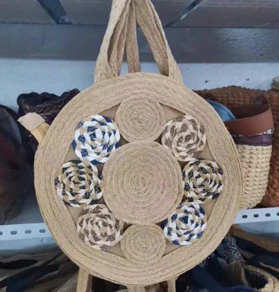 Yuvarlak şekil kadın omuz çantası