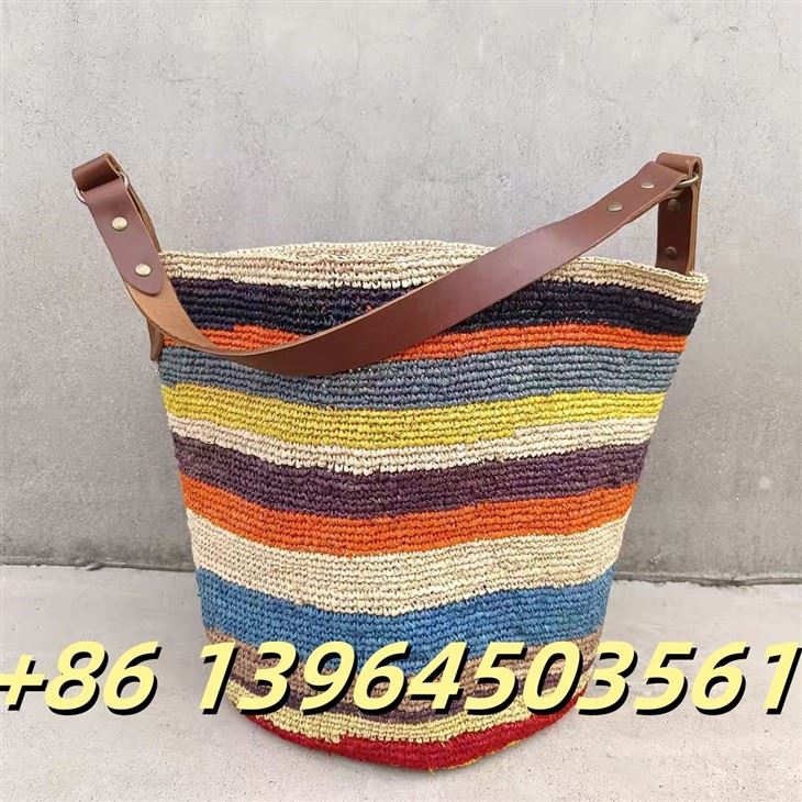Renkli Rafya Kadın Busket