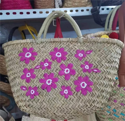 Çiçek Embrodiery ile Doğal Saman Torbası